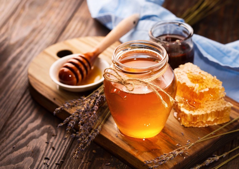 Mật ong rất hữu ích để tái tạo cơ bắp và bổ sung năng lượng sau mỗi buổi tập Mật ong rất hữu ích để tái tạo cơ bắp và bổ sung năng lượng sau mỗi buổi tập